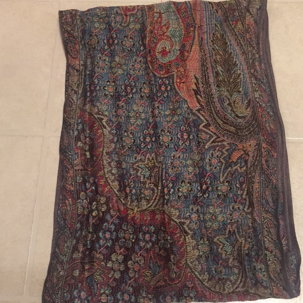 Pashmina/ silk vintage scarf